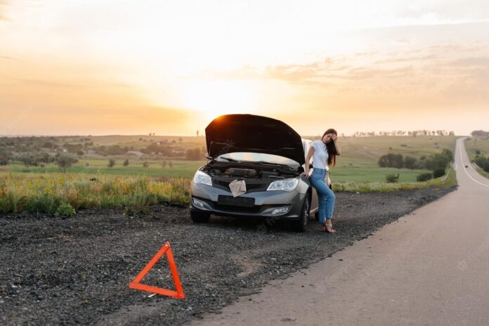What To Do If Your Car Breaks Down In The Middle Of Nowhere? - Omnitos