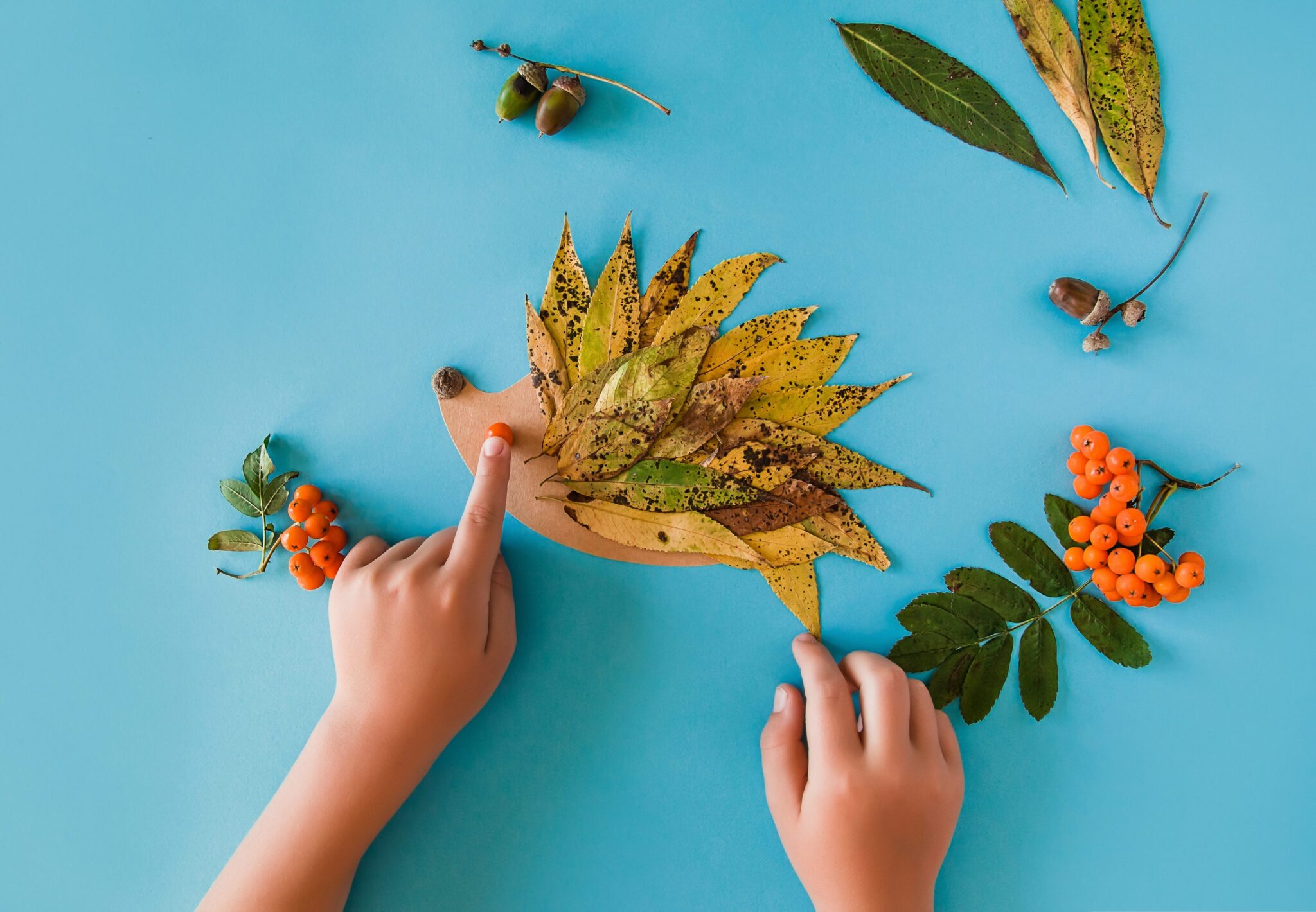 easy-crafts-for-kids-to-boost-their-creativity-omnitos